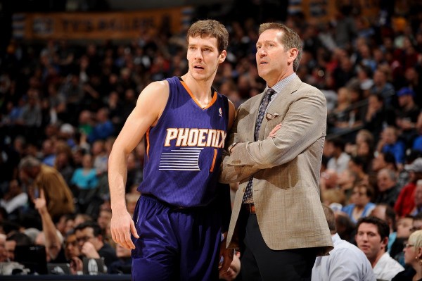 连续客场和 连续客场和